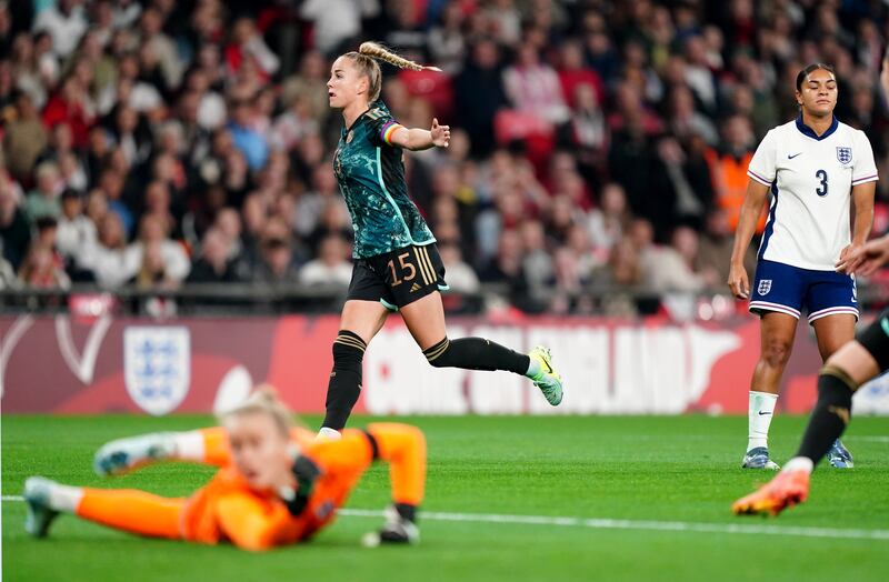 Giulia Gwinn celebrates her second goal