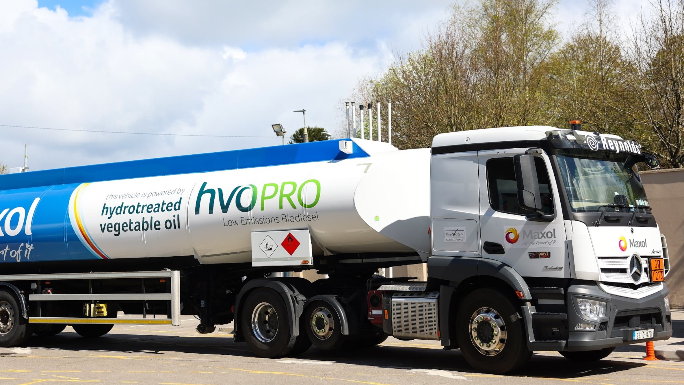 Maxol branded fuel tanker lorry with hvoPRO lettering.