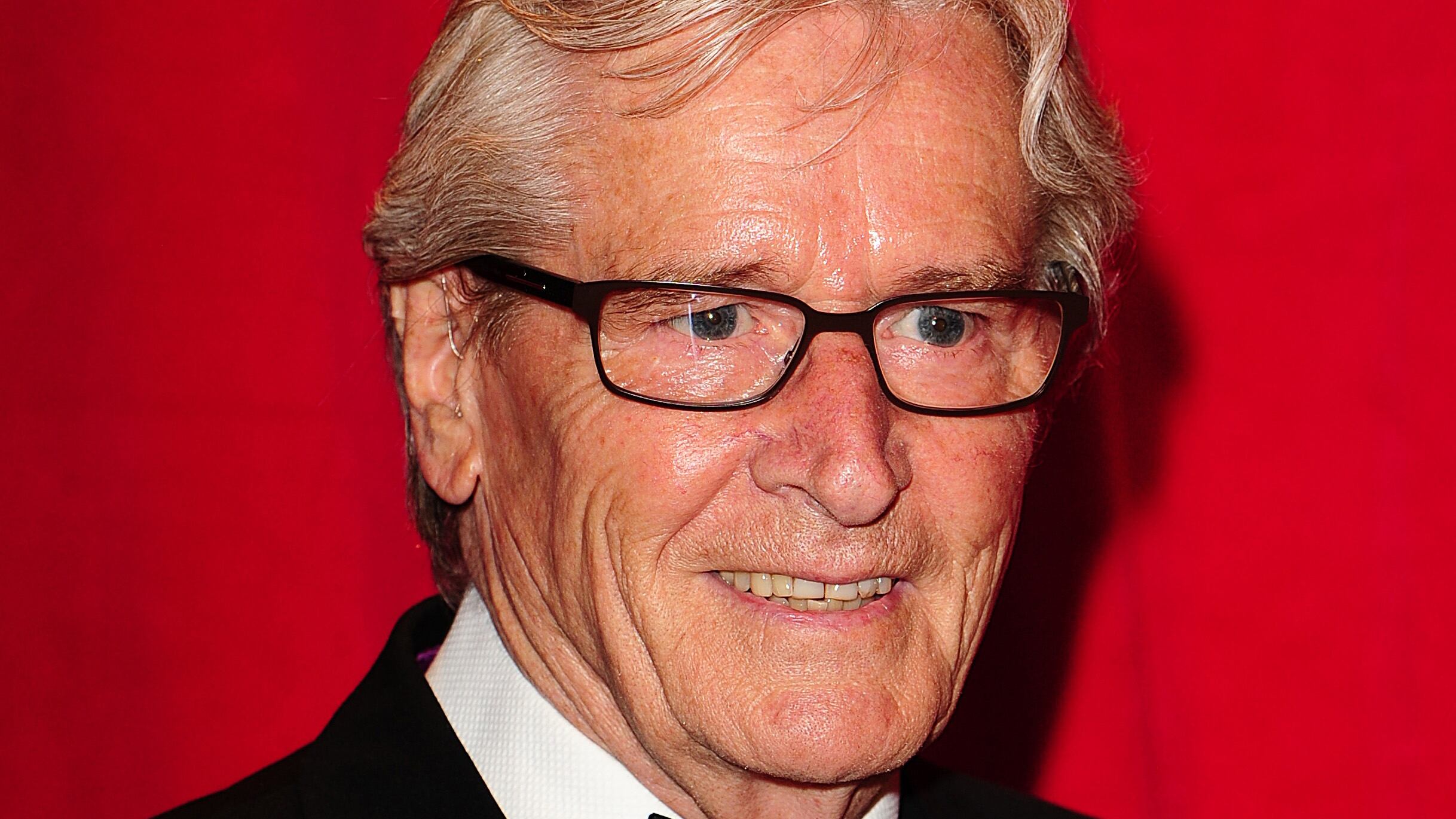 Coronation Street actor William Roache has settled his outstanding tax bill with HMRC