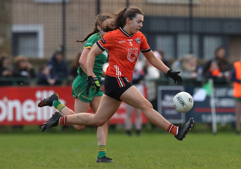 Clodagh McCambridge soloing the ball against Meath