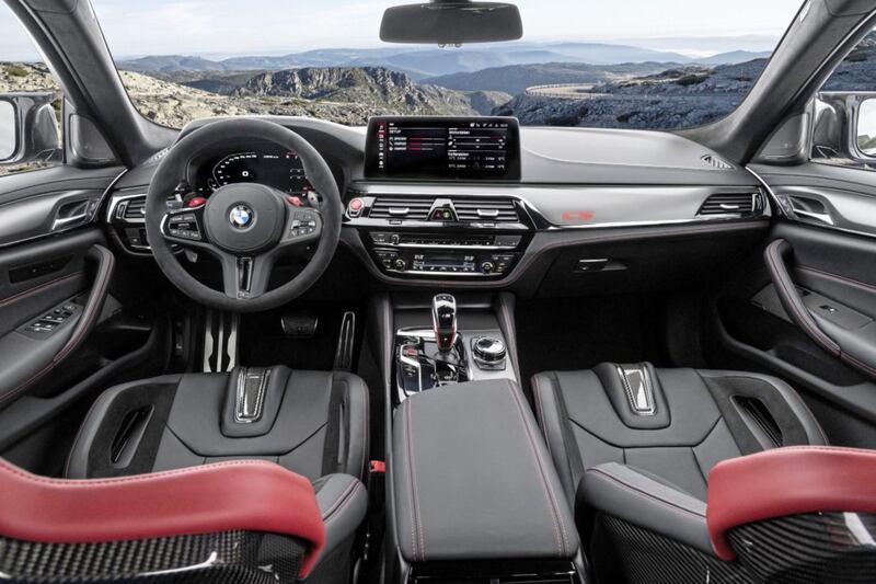 BMW M5 CS 