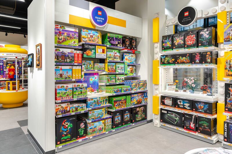 World-leading play materials maker LEGO will open its first store in Northern Ireland this summer.