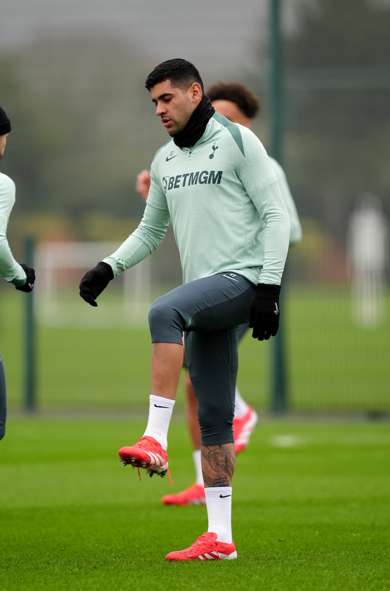 Cristian Romero trained on Wednesday ahead of Tottenham’s midweek clash at Hoffenheim