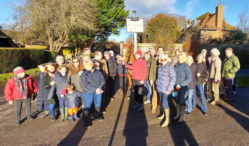 The unlucky race horse with admirers at a local pub. Fiona Browne