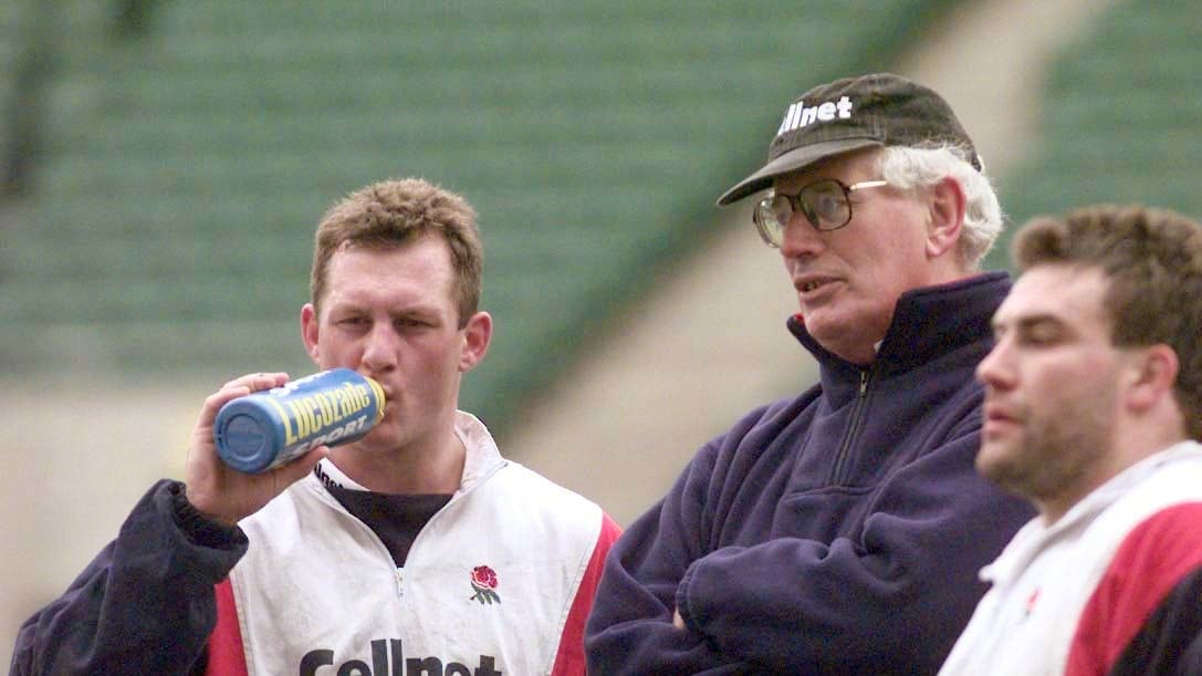 Former England head coach Jack Rowell (centre) has died