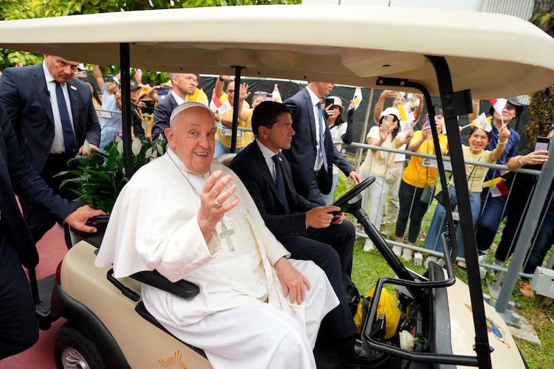 Francis will wrap up his tour in Singapore (AP)