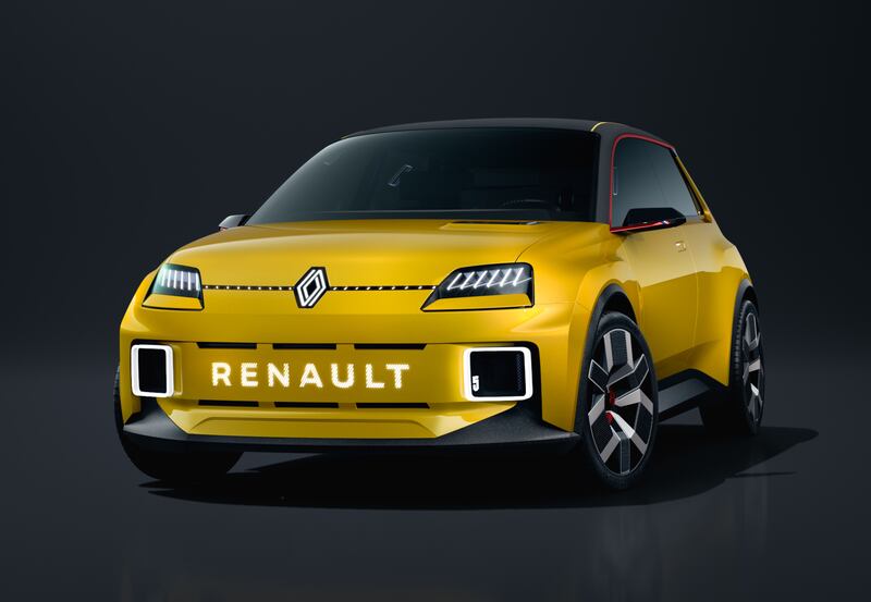The production version of the Renault 5 will be shown for the first time. (Renault)