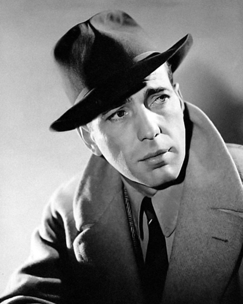 Humphrey Bogart in Sam Spade mode