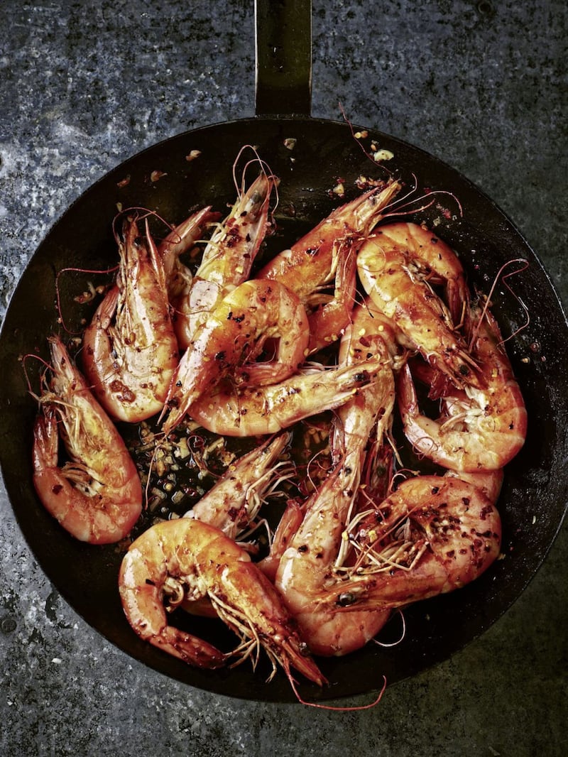 Prawns with chilli and garlic 