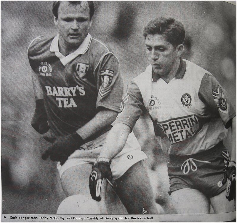 Cork's Teddy McCarthy tracks Damian Cassidy of Derry during the 1993 All-Ireland SFC Final. &nbsp;