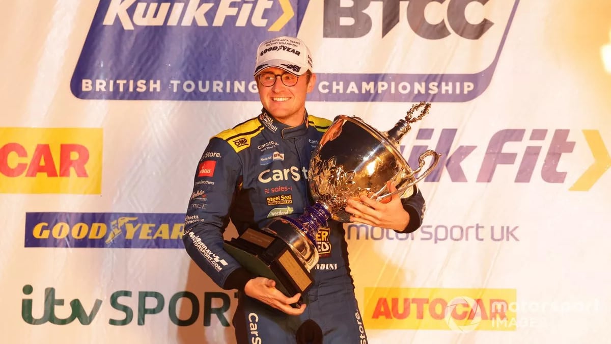 Andrew Watson with the Jack Sears Trophy
