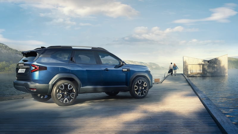 The Bigster will be available with four-wheel-drive and hybrid power. (Dacia)