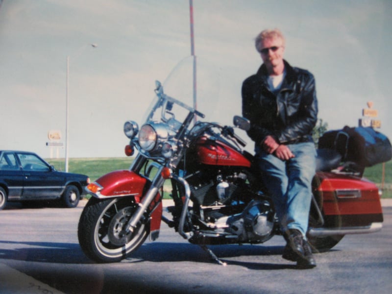 Geoff Hill and his Harley-Davidson Road King on Route 66 back in 2000