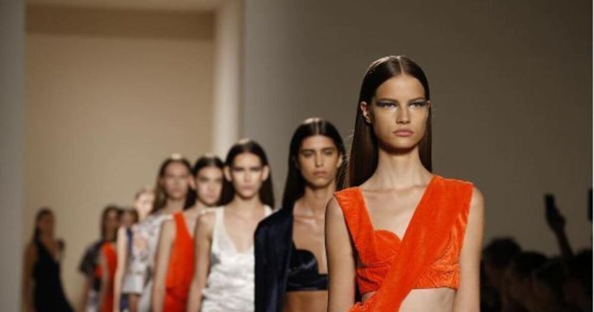 France passes a law banning super-skinny models on the catwalk