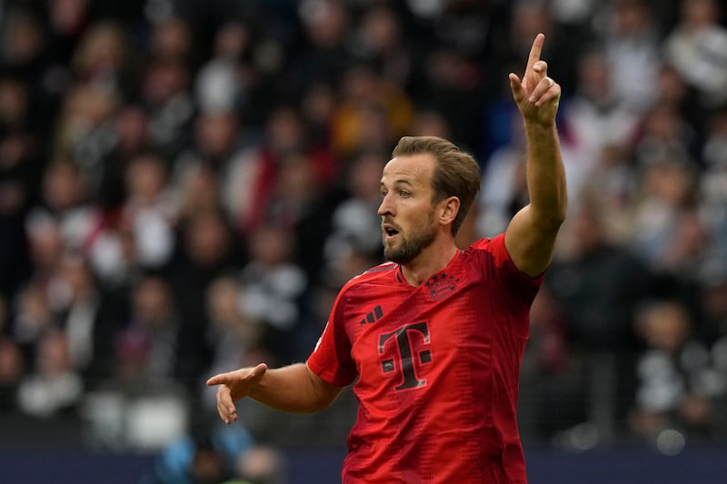 Kane was withdrawn against Frankfurt (AP Photo/Michael Probst)