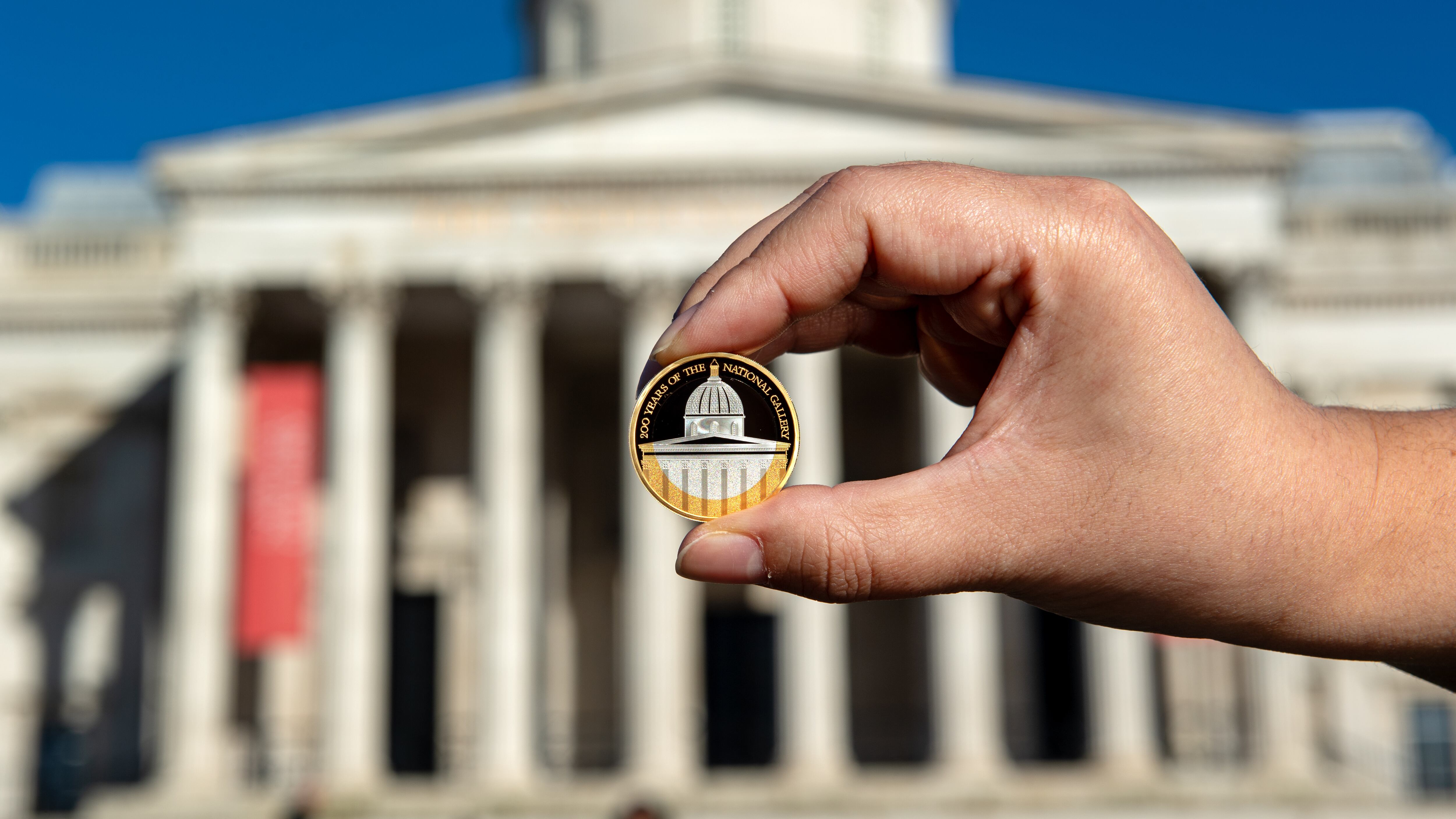 The £2 coin has been launched to mark the Gallery’s bicentenary celebrations