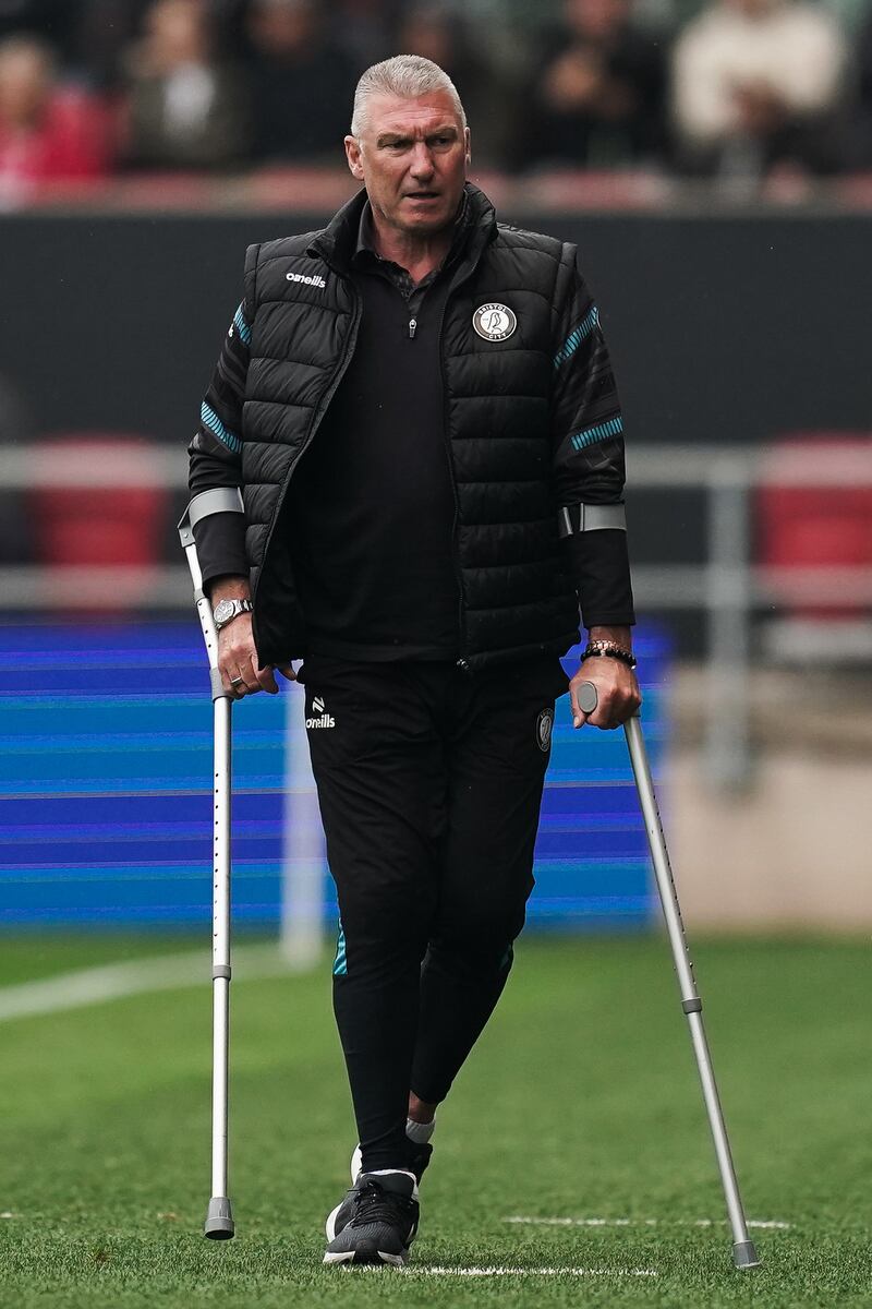 Nigel Pearson has been using crutches since September