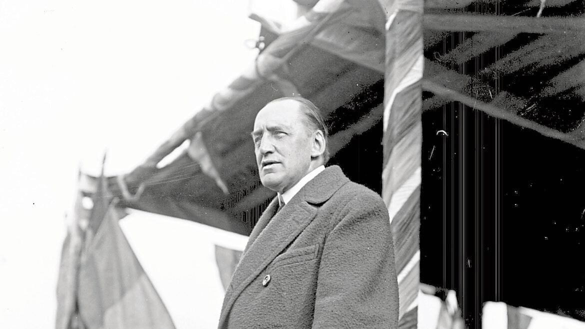 Sir Edward Carson used his charisma and powers of oratory to great effect in resisting British Government plans for Irish Home Rule 