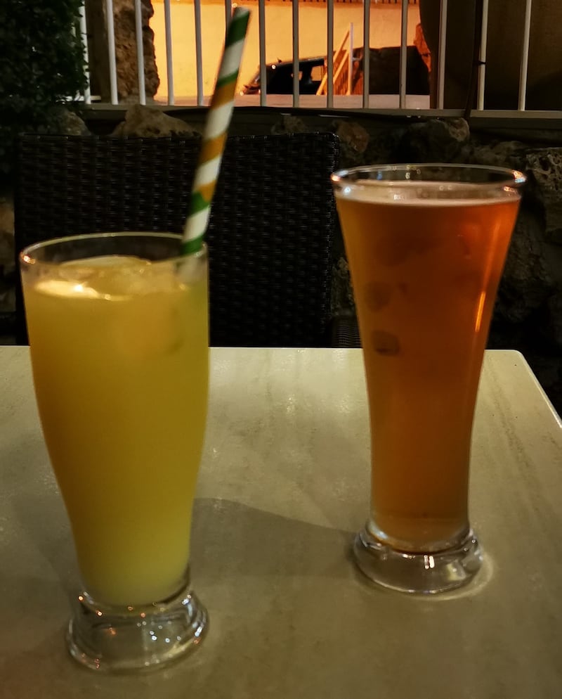 Drinks in normal glasses