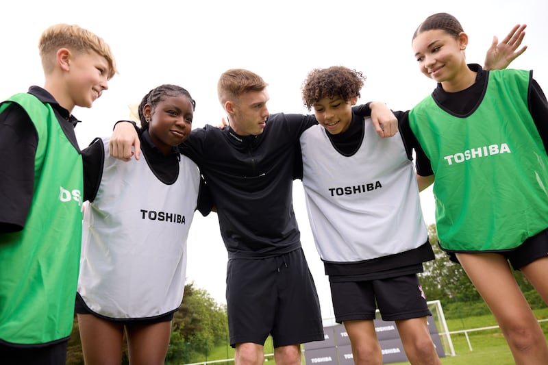 Cole Palmer meets youth players from Wythenshawe FC