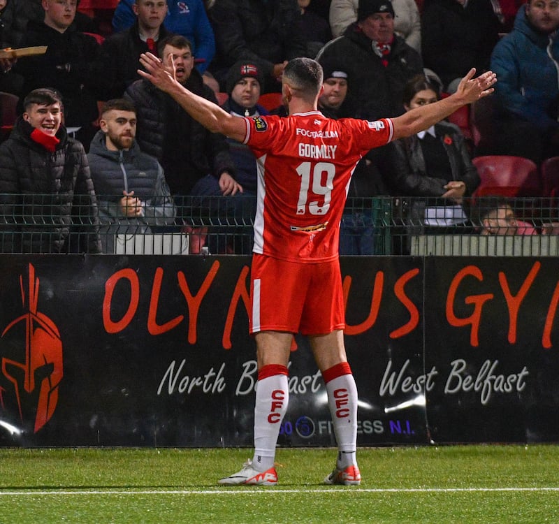 Joe Gormley celebrates his goal against Crusaders