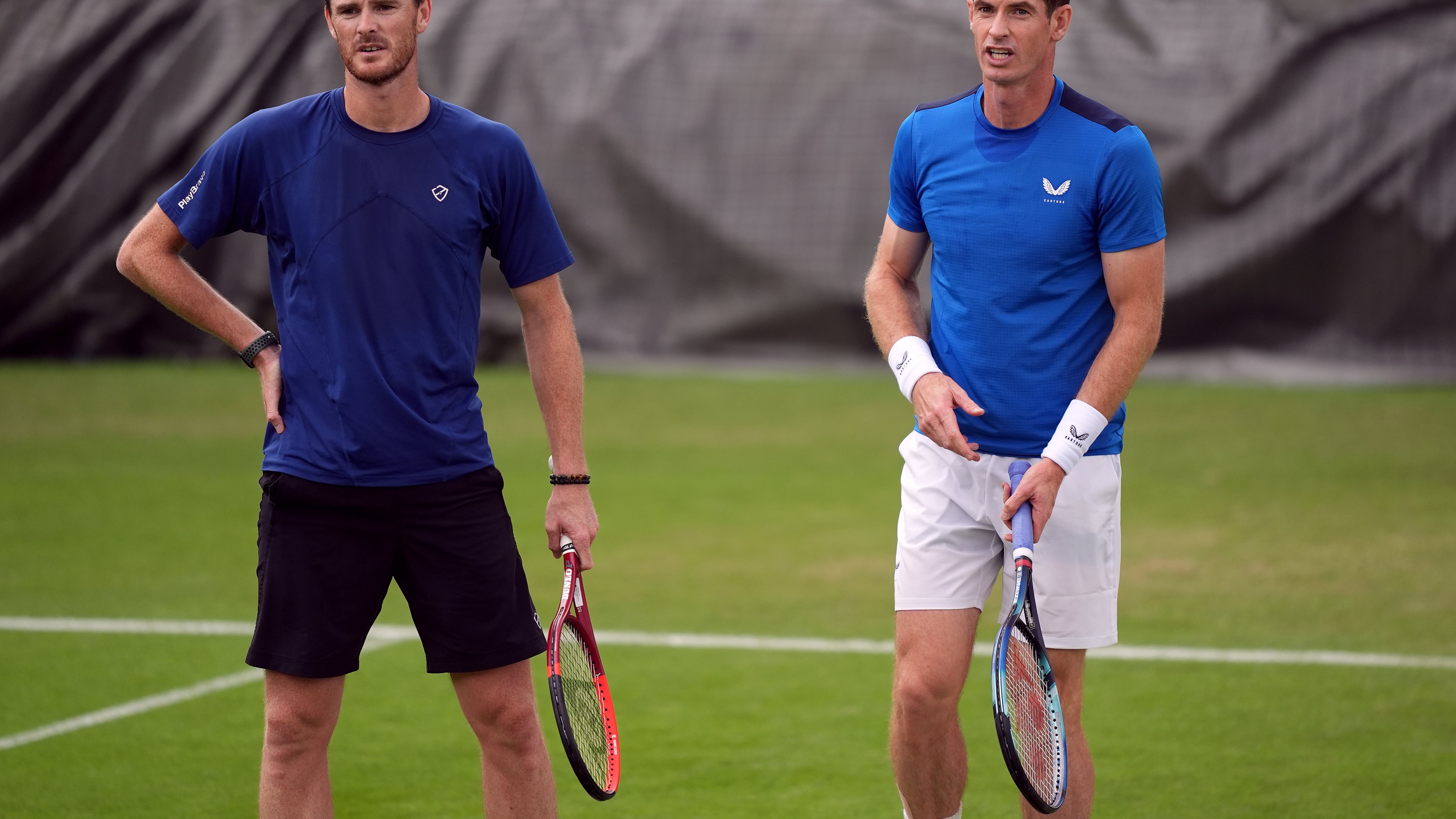 Andy Murray and Jamie Murray on the practice courts