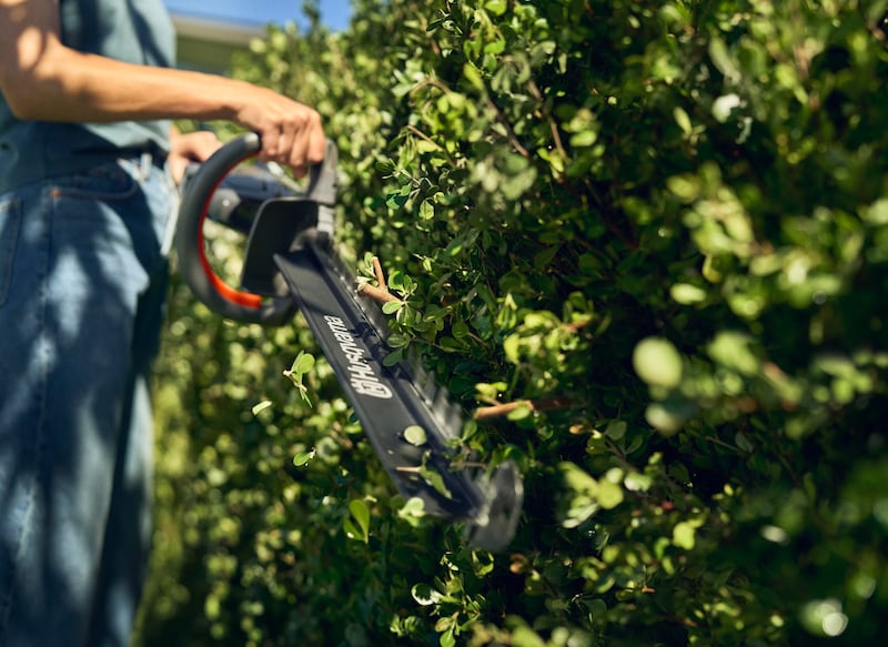 Husqvarna Aspire hedge trimmer with leaf catcher