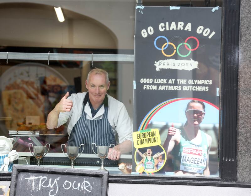 Portaferry decorated for Olympian Ciara Mageean.
PICTURE COLM LENAGHAN