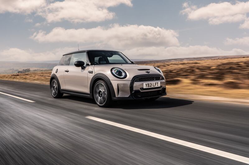 Despite a new Mini arriving in 2024, the outgoing car remains very popular. (Mini)