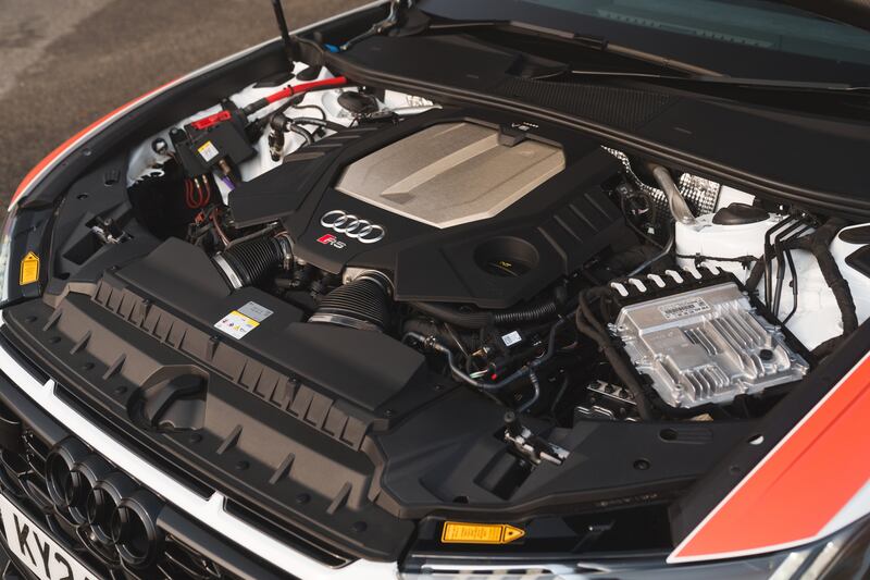 The V8 engine delivers a hefty 621bhp