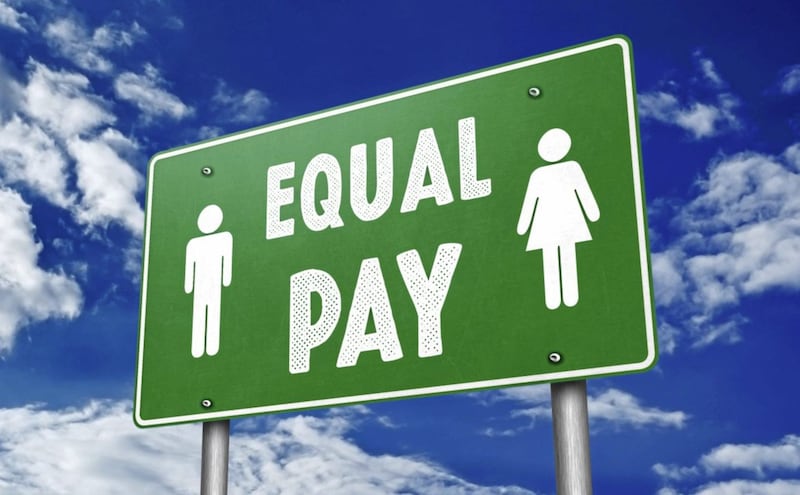 EQUAL PAY - traffic sign message as 3D-Illustration 