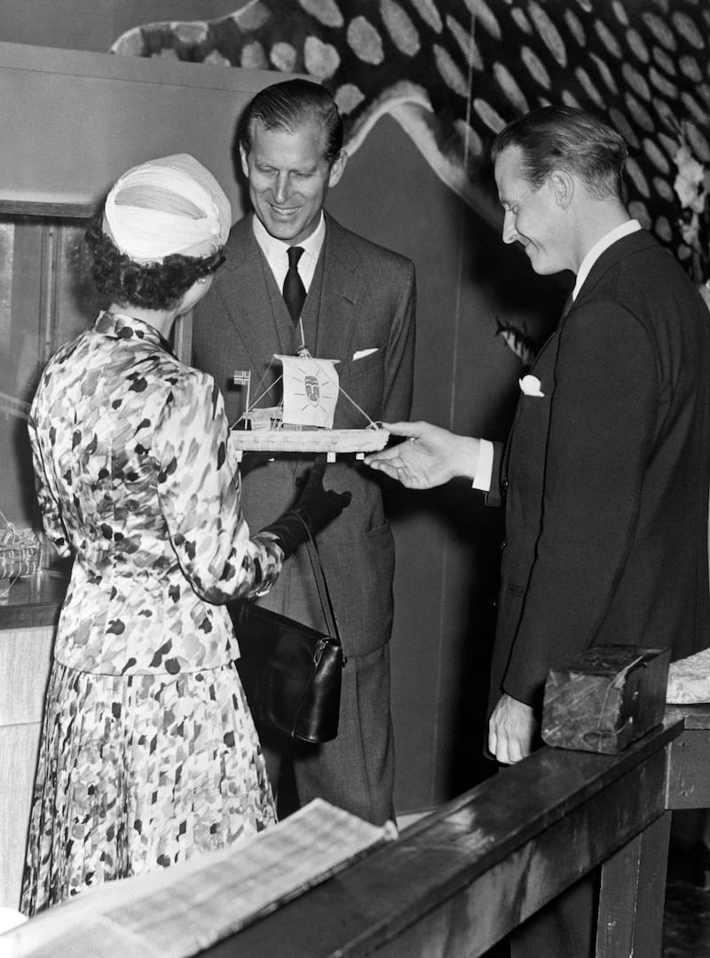 The late Queen Elizabeth II received a model of the famous Kon-Tiki raft from Thor Heyerdahl himself