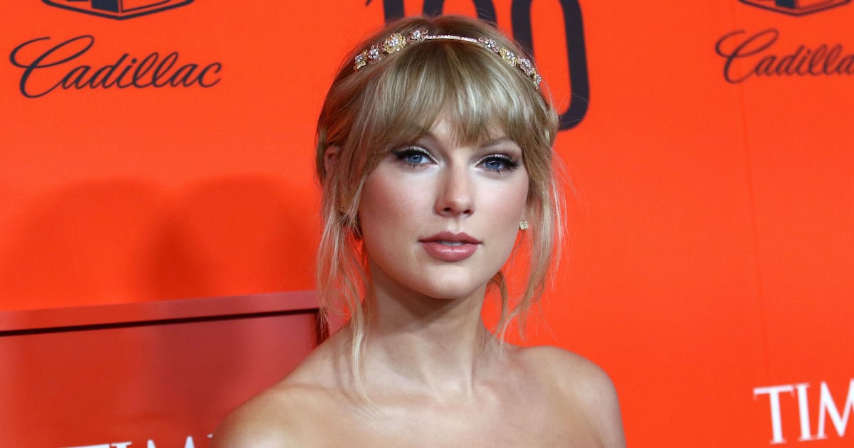 Taylor Swift shares a glimpse of her life with Joe Alwyn as they