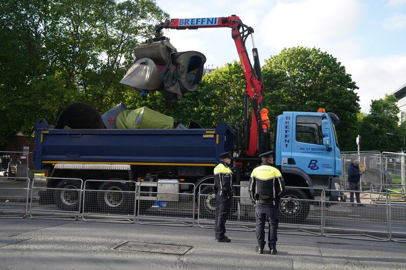 The tents were lifted onto a wagon