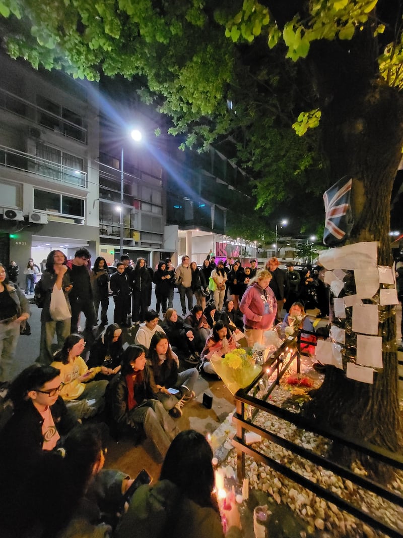 One Direction fans in Buenos Aires mourned Liam Payne’s death at a vigil outside the Argentine hotel