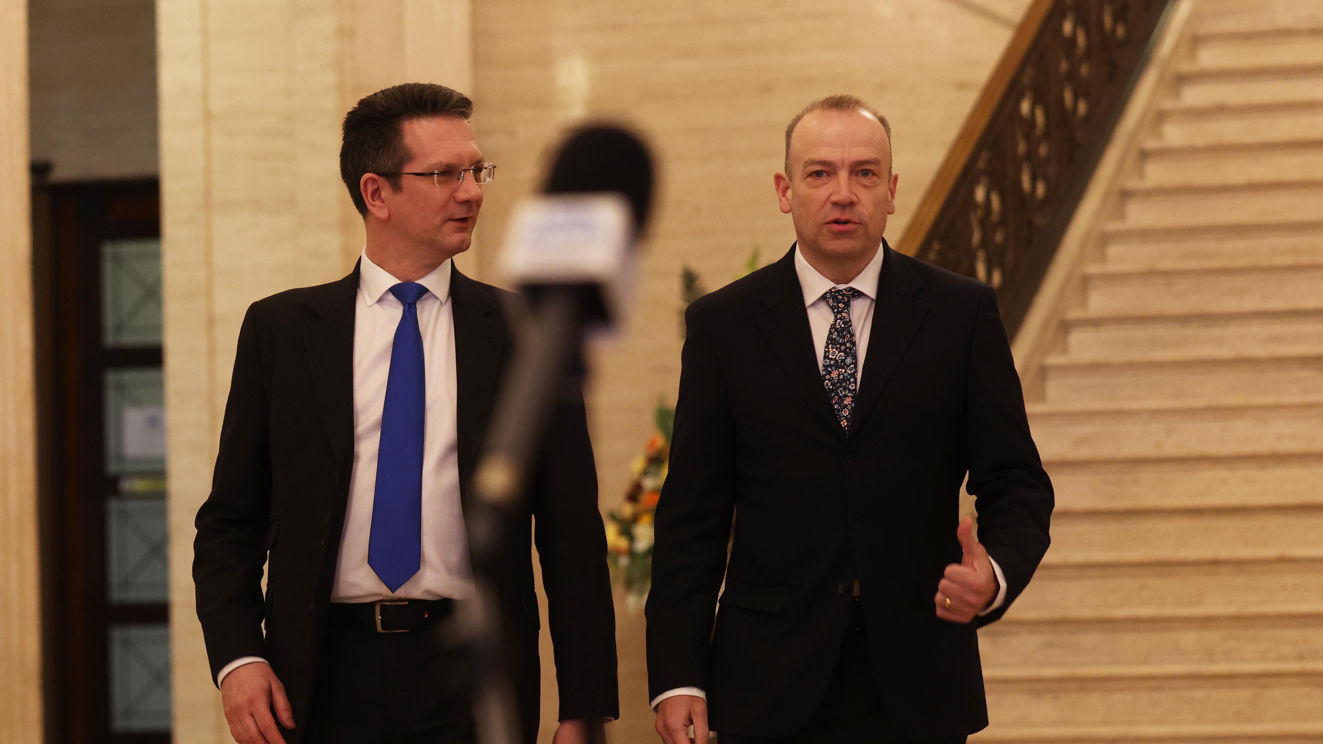 Chris Heaton-Harris (right) and Steve Baker (left)  speak to the media as Northern Ireland's devolved government is restored, Two years to the day since it collapsed. PICTURE:  COLM LENAGHAN