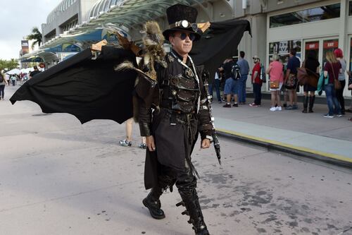 Superfans wear stunning costumes at San Diego Comic-Con