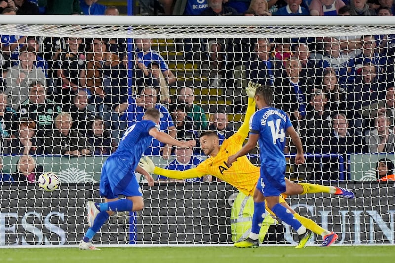 Jamie Vardy levelled the scores with this header