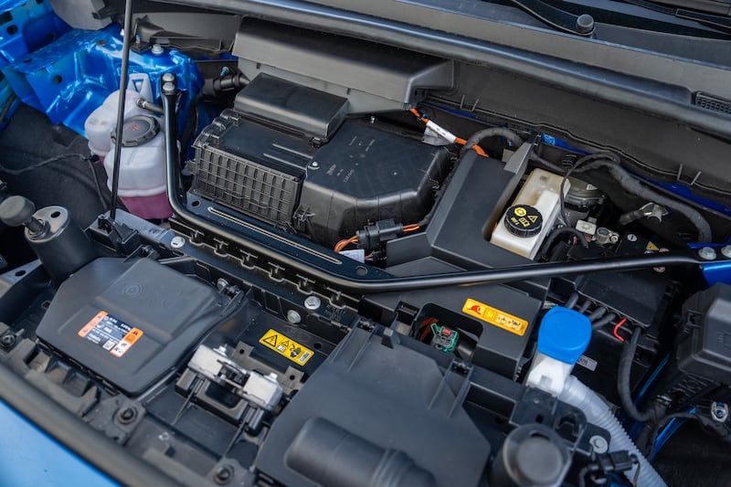 There is a 77kWh or 79kWh battery pack on offer from launch. (Ford)