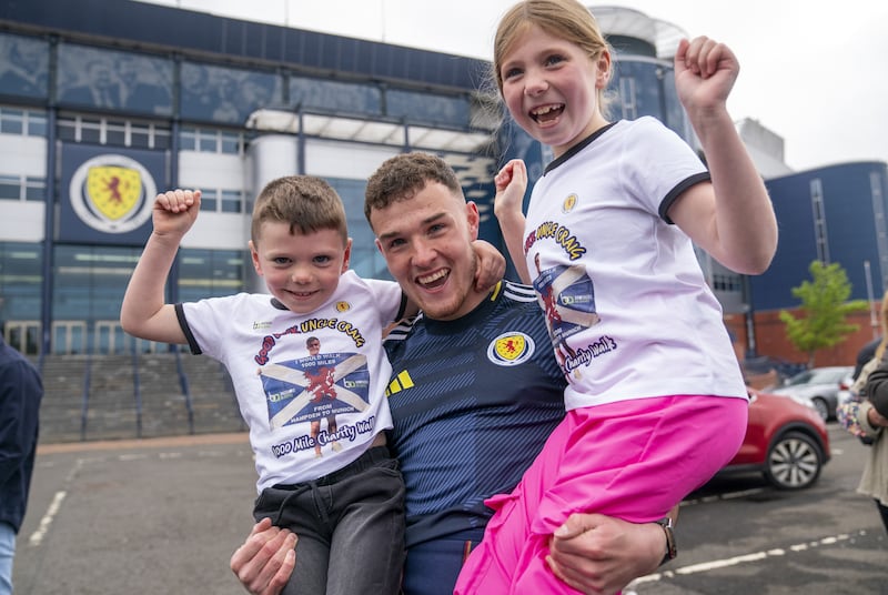 Craig Ferguson with his nephew Aedan Ferguson and and niece Orlaith Ferguson before beginning his 1,000 mile walk