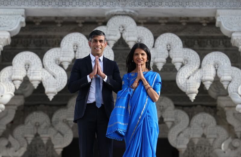 Prime Minister Rishi Sunak and his wife Akshata Murty visited the Neasden Hindu temple on Saturday night