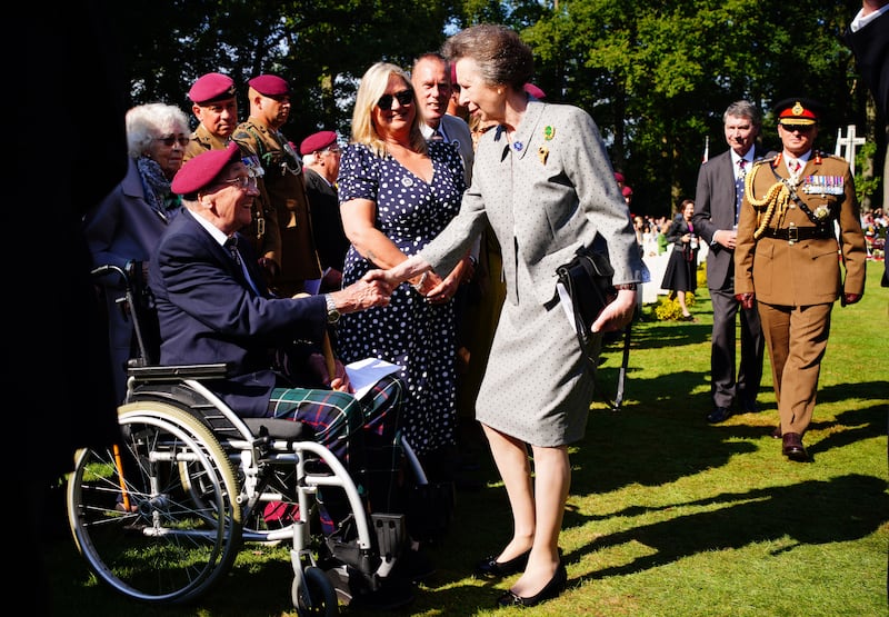 Anne met veterans during the ceremony