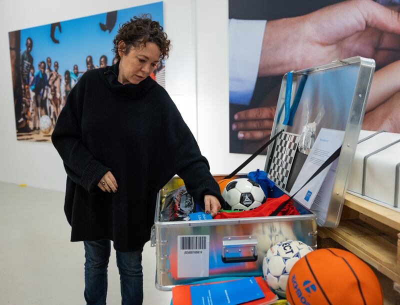 Olivia Colman on a visit to UNICEF’s Global Humanitarian Supply Hub in Denmark in 2022, where she helped pack emergency supplies for families in need