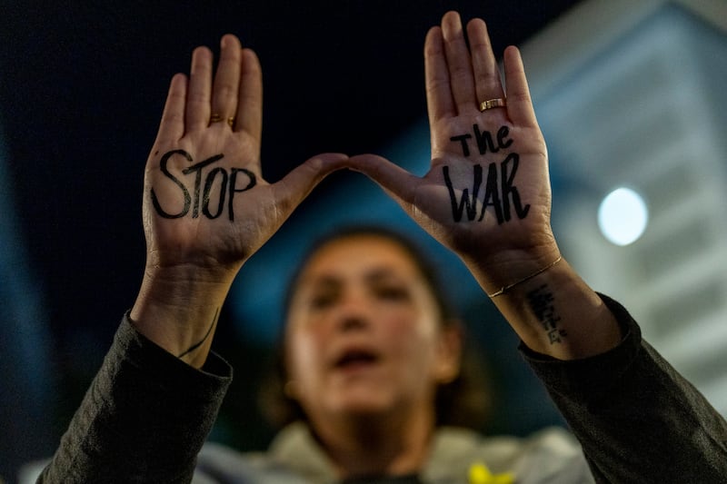 A protest in Tel Aviv demanded a ceasefire deal to return the hostages (Francisco Seco/AP)