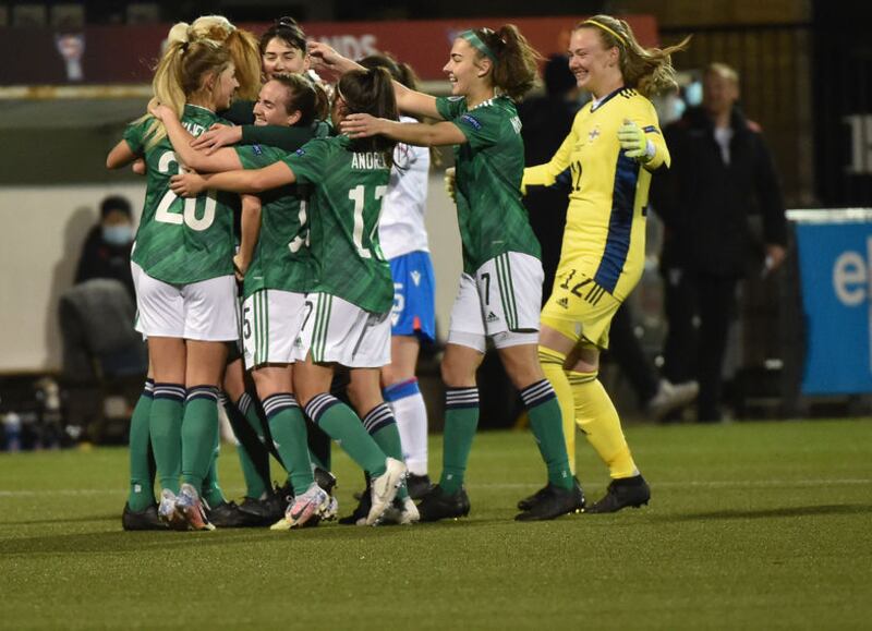 Chloe McCarron (second from right) and her Northern Ireland tesam-mates celebrate reaching the Euro 2022 play-off after beating the Faroe Islands in December 2020.<br />Pic Colm Lenaghan/Pacemaker&nbsp;