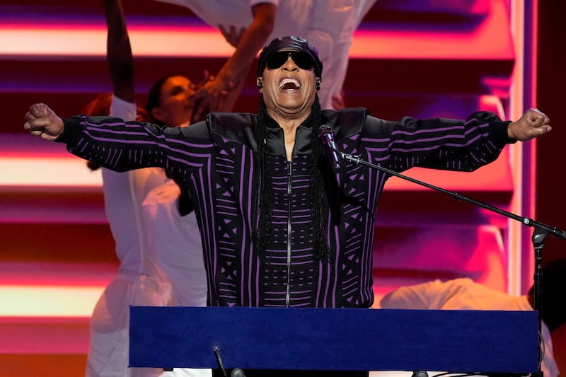 Stevie Wonder performs during the Democratic National Convention (J Scott Applewhite/AP)