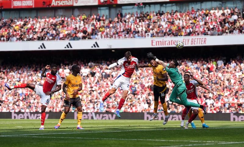 Kai Havertz heads Arsenal into the lead .