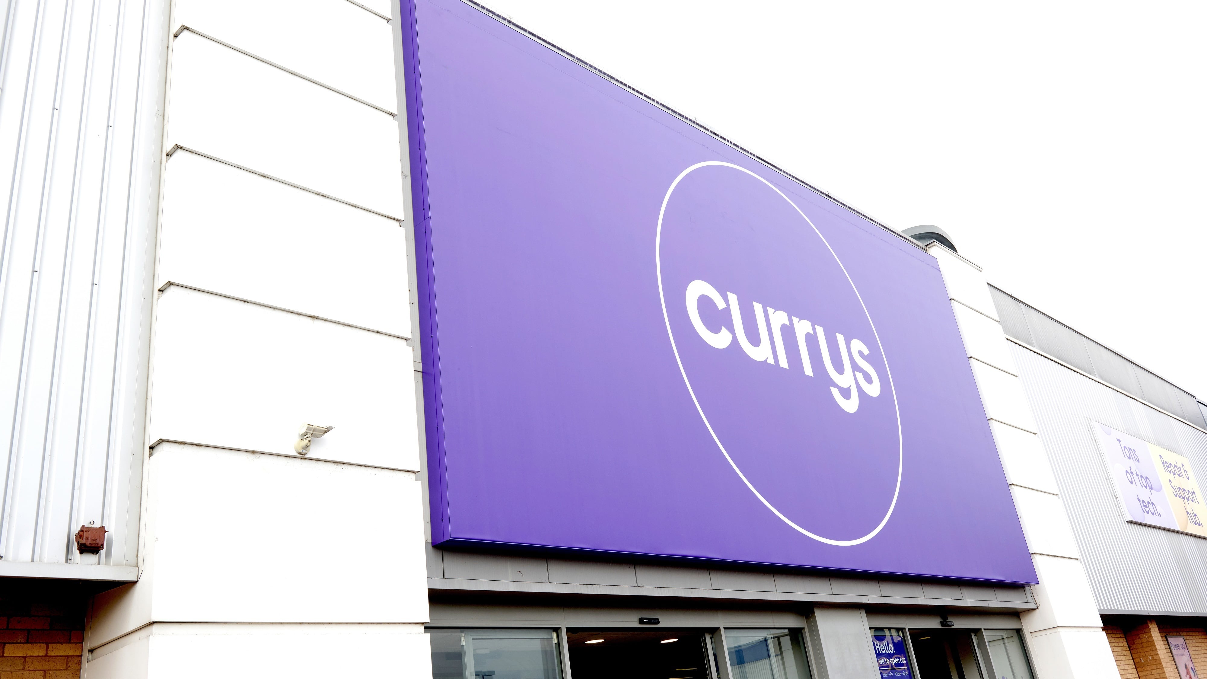 Currys has revealed its sales slipped over the crucial Christmas period